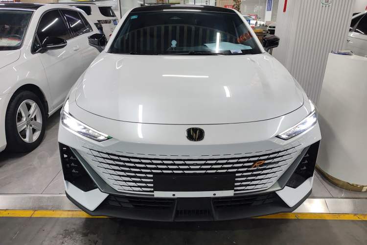 Used CHANGAN UNI-V 2022 1.5T Smart Navigation Version