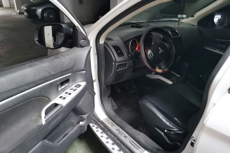 Used Mitsubishi ASX 2018 1.6L Manual Two-Wheel Drive Fashion Edition
