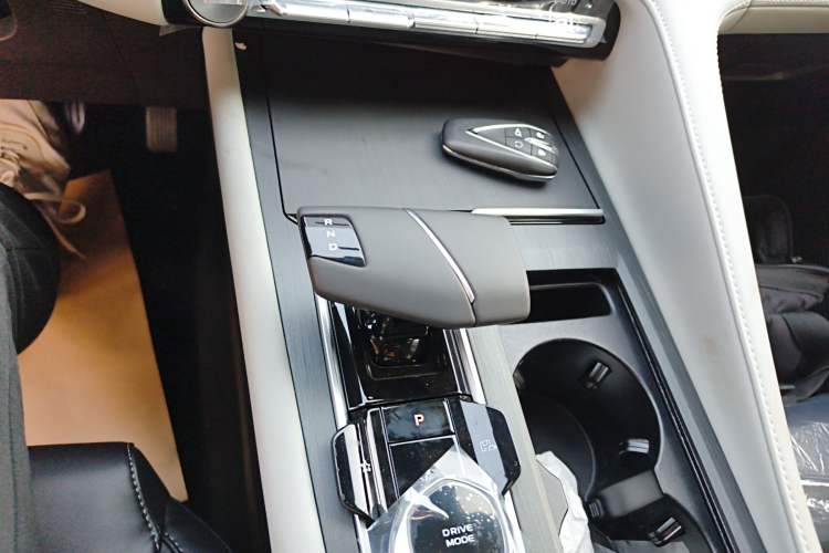 Used Changan CS75 PLUS 2026 Model, Smart Champion Edition 1.5T New Blue Whale Smart Navigation Version