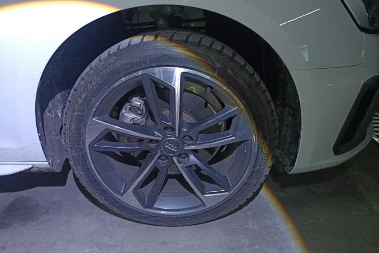 Used Audi A4L 2020 40 TFSI Fashion Dynamic Model Right Front Wheel Hub