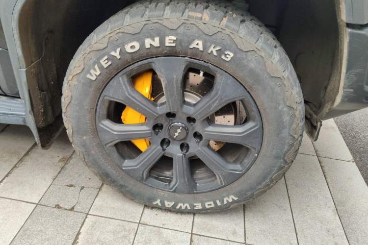 Used Formula Leopard Leopard 5 2023 Navigator Edition