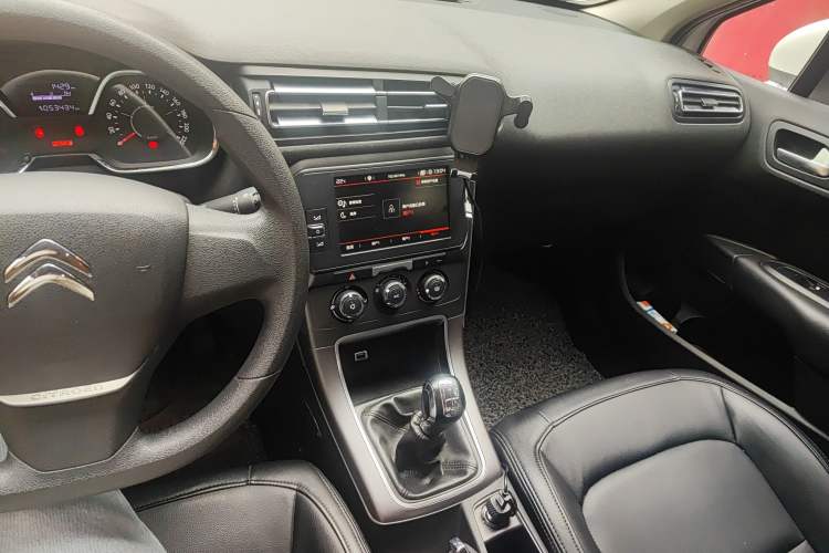 Used Citroen C4 Sega 2018 1.6L Manual Comfort Model
