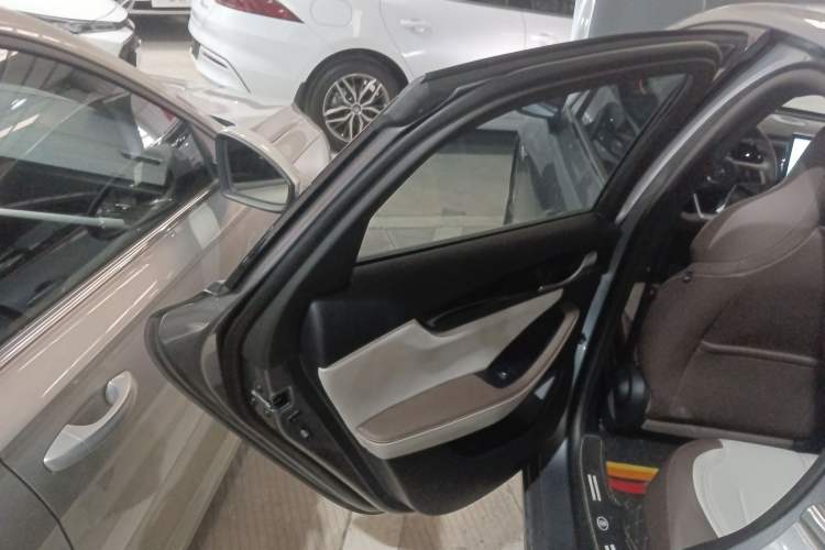 Used BYD Qin PLUS 2023 Champion Edition DM-i 55KM Leading Model