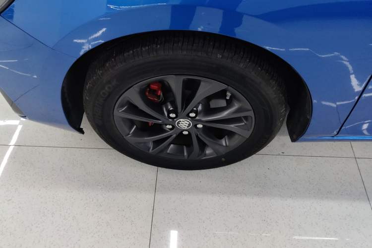 Used Buick Verano 2023 Pro GS Hunter Wind Edition Exterior 4