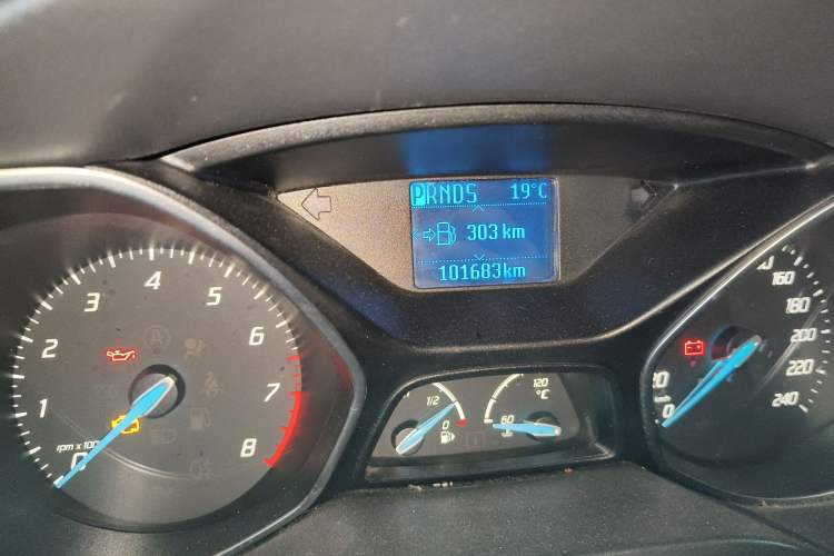 Used Ford Focus 2012 Hatchback 1.6L Automatic Fashion Edition Odometer Close Up