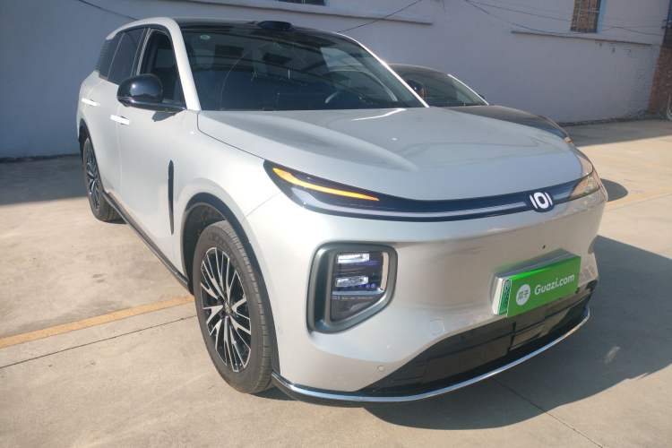 Used CHANGAN NEVO Q07 2025 Model 215 Laser Prestige Front Right 45 Deg