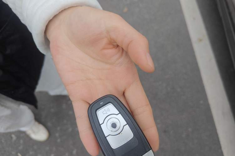 Used Haval H6 2015 Upgraded Model 1.5T Manual Two-Wheel Drive Elite Version