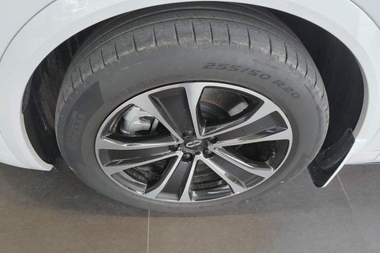 Used Hima AITO M7 2026 Model Range-Extending Pro+ All-Wheel Drive 5-Seater Version Exterior 4