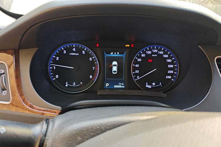 Used Hyundai Mistra 2014 1.8L Automatic Deluxe DLX Model
