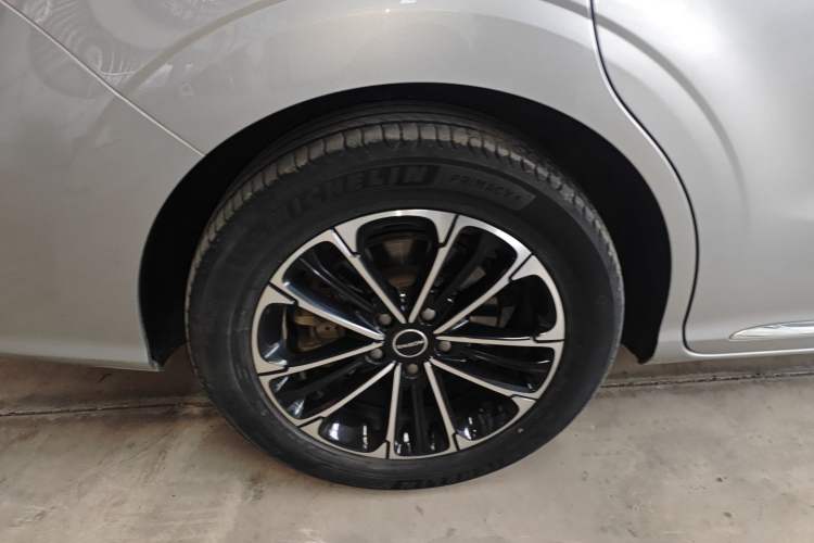 Used Roewe iMAX8 2022 400TGI Celebration Edition