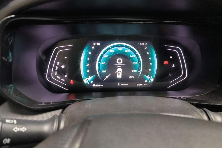 Used CHANGAN OSHAN X5 2022 Sport Edition 1.5T DCT Cyclone Assault Instrument Cluster