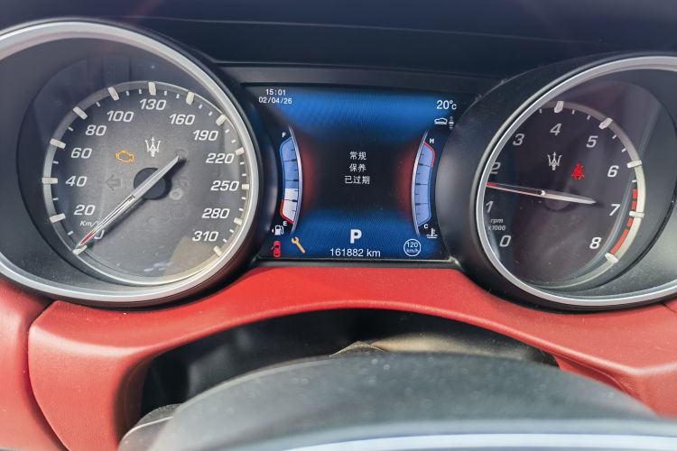 Used Maserati Levante 2016 3.0T Standard Edition Odometer Close Up