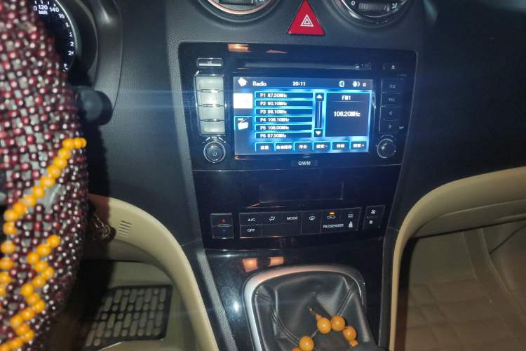 Used Haval H6 2011 2.0L Manual Two-Wheel Drive Elite Version