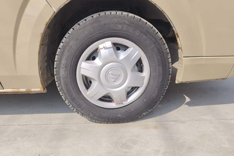 Used Foton Scenic G9 2020 2.4L Commercial Version Long Wheelbase High-Roof 9-Seater Business Vehicle China VI Emission Standard Model 4K22D4M
