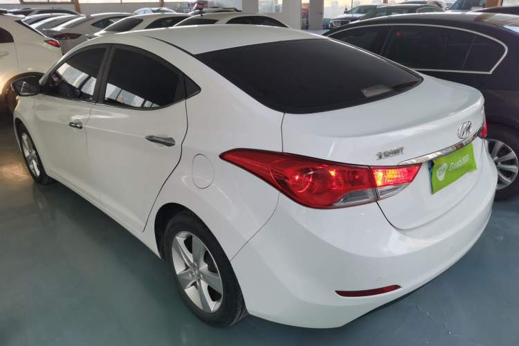 Used Hyundai Elantra (5th Generation / Langdong) 2012 1.6L Automatic Leading Model Rear Left 45 Deg