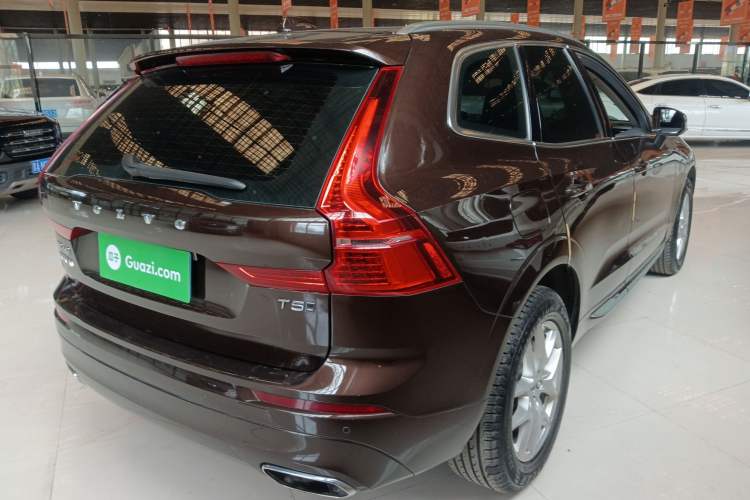 Used Volvo XC60 2019 T5 4x4 Smart Edition China VI Standard Rear Right 45 Deg