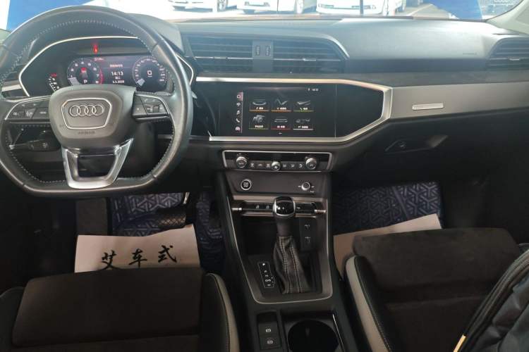 Used Audi Q3 2021 35 TFSI Fashion Dynamic Model
