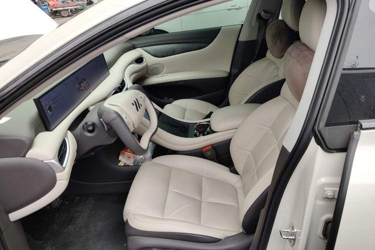 Used IM L6 2024 Max Long-Range Version Left Front Seat