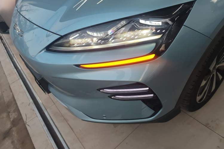 Used BYD Song PLUS New Energy 2023 Champion Edition EV 520KM Prestige Model