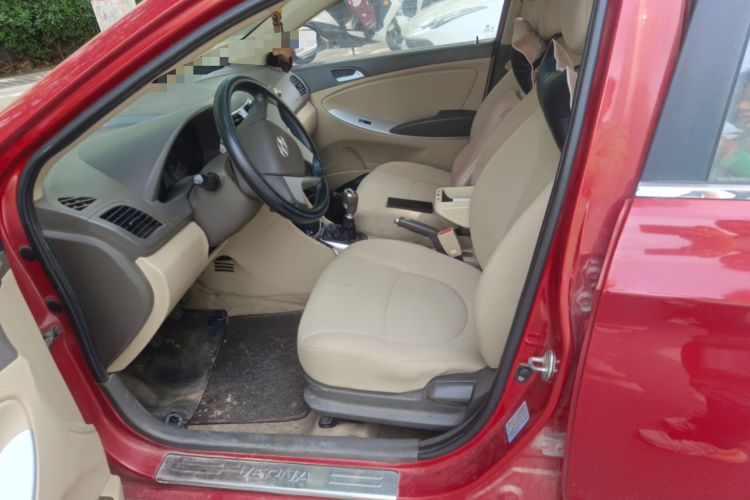 Used Hyundai Verna (older generation) 2010 Sedan 1.4L Manual Standard GL Model
