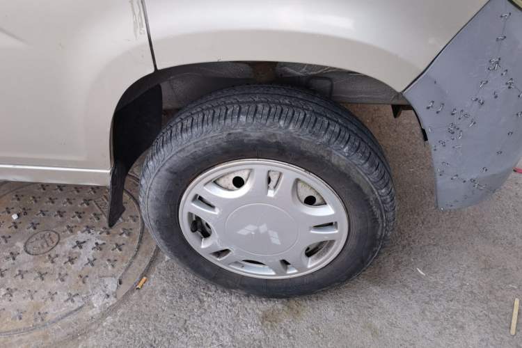 Used Wuling Zhiguang 2013 1.0L Practical Version