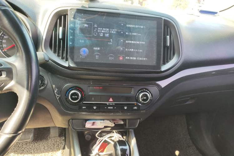 Used Kia KX3 2015 2.0L Automatic Two-Wheel Drive DLX Audio And AC Panel