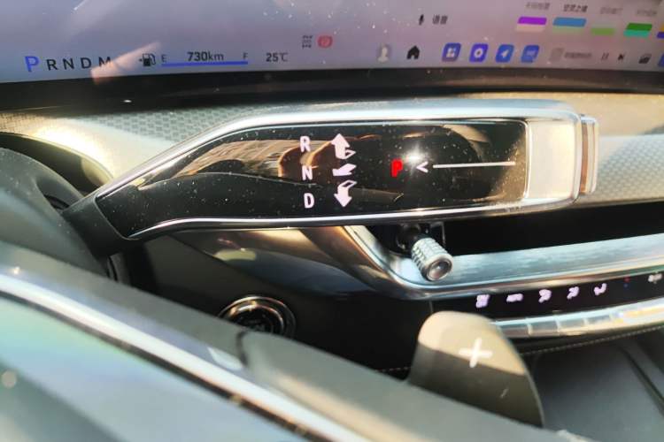 Used Cadillac XT5 2026 Model 2.0T Prestige Edition
