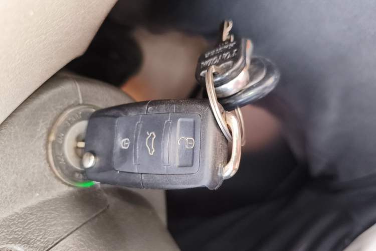 Used Geely Auto Vision 2013 1.5L Manual Comfort Model