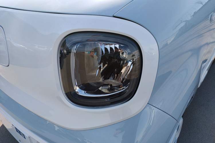 Used Bestune Pony 2026 222km Colorful Horse Left Front Headlight