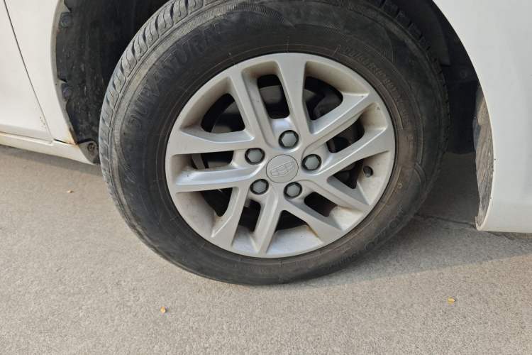 Used Geely Auto Emgrand 2016 Sedan 1.5L Manual Luxury Model