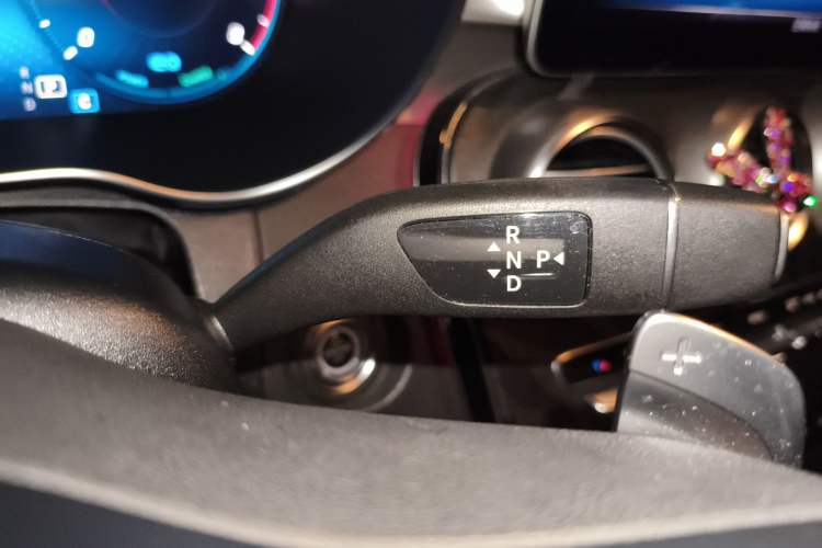 Used Mercedes-Benz C-Class 2019 C 260 Coupe Gear Lever