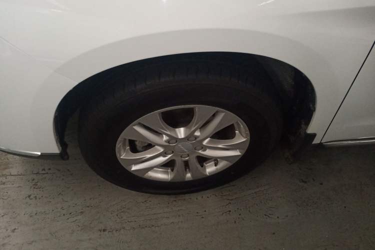 Used Haval M6 2021 PLUS 1.5T DCT Comfort Edition Left Front Wheel Hub