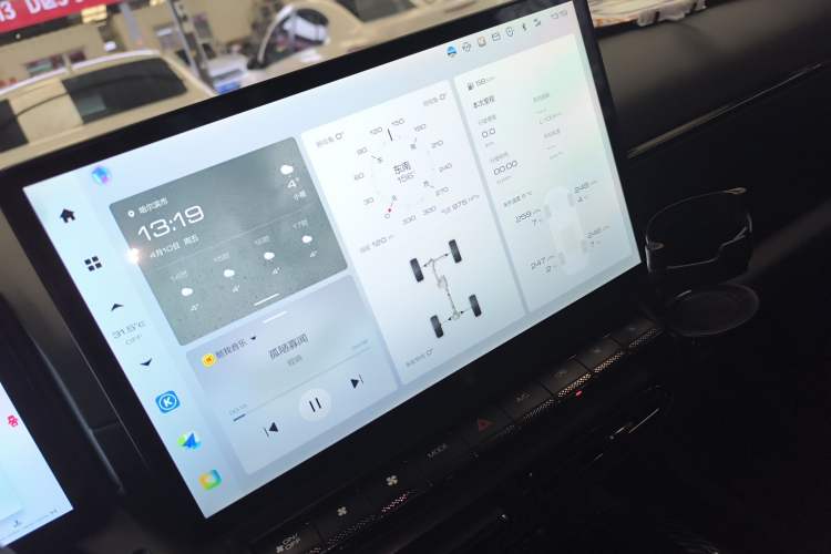 Used Haval H Dog 2023 2.0T Two-Wheel Drive Chaoye Version Plus Audio And AC Panel