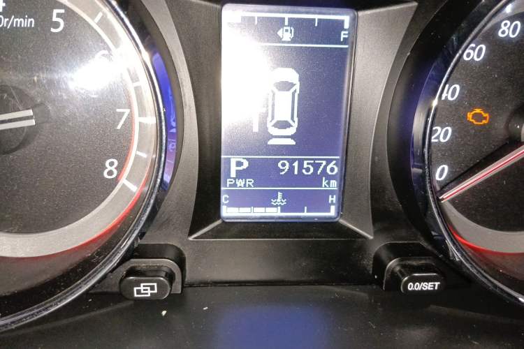 Used FORTHING CM7 2018 2.0T Automatic Luxury Version Odometer Close Up