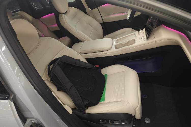 Used Nio ES6 2024 75 kWh
