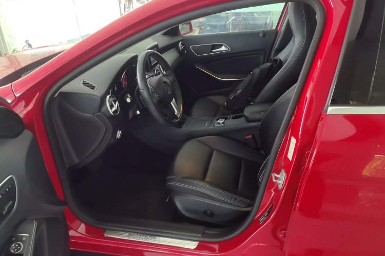 Used Mercedes-Benz GLA 2015 GLA 200 Sport Edition
