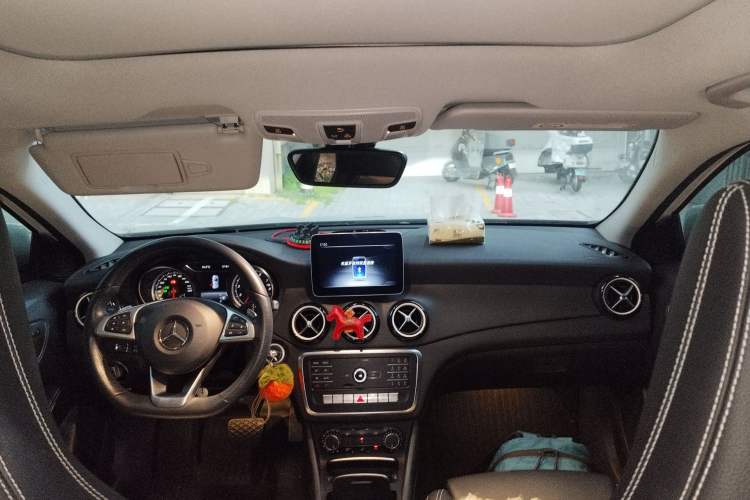 Used Mercedes-Benz GLA 2019 GLA 200 Fashion Model Headliner