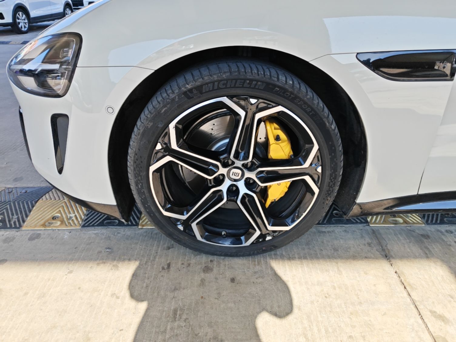 Xiaomi Auto SU7 2024 Rear-Drive Long-Range Intelligent Driving Version — снимка 10