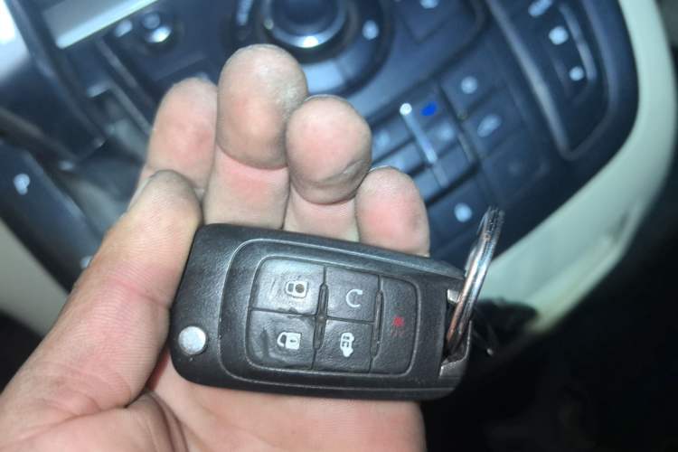 Used Buick GL8 2018 28T Luxury Model China VI Standard
