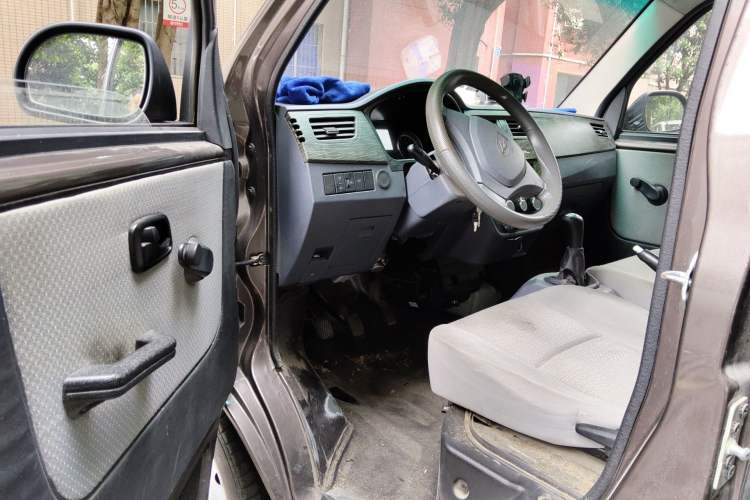 Used Jinbei Hiace X30 2021 1.5L Wealthy Edition Bus China VI Standard SWC15M