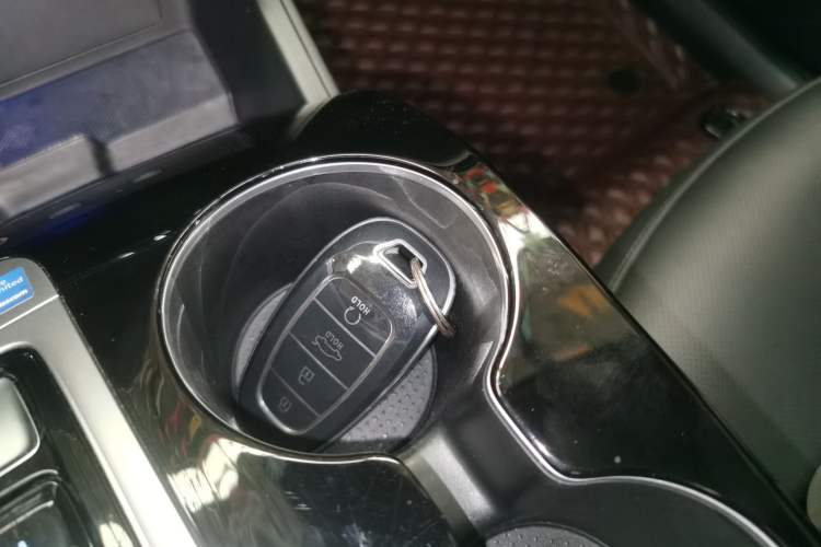 Used Hyundai Tucson 2022 Tucson L 2.0L Hybrid · Flagship Edition
