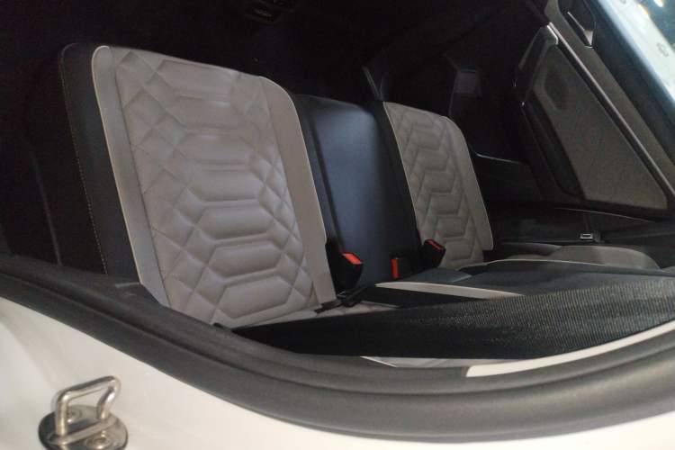 Used Volkswagen Tayron 2023 300TSI Two-Wheel-Drive Luxury Plus Advanced Edition