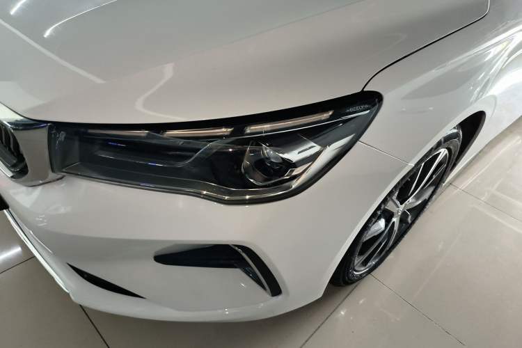 Used Geely Auto Emgrand 2023 4th Generation Champion Edition 1.5L CVT Prestige Model