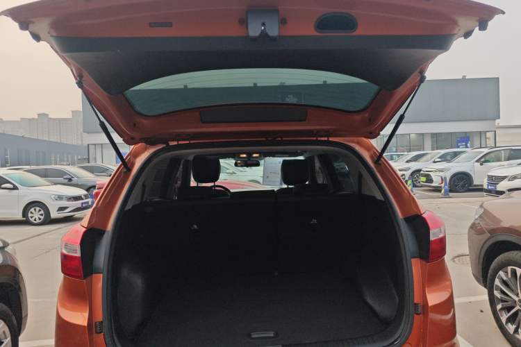 Used Hyundai ix25 2015 1.6L Automatic Two-Wheel Drive Smart GLS Trim
