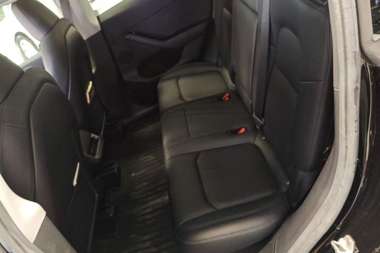 Used Tesla Model Y 2021 Long-Range All-Wheel-Drive Version