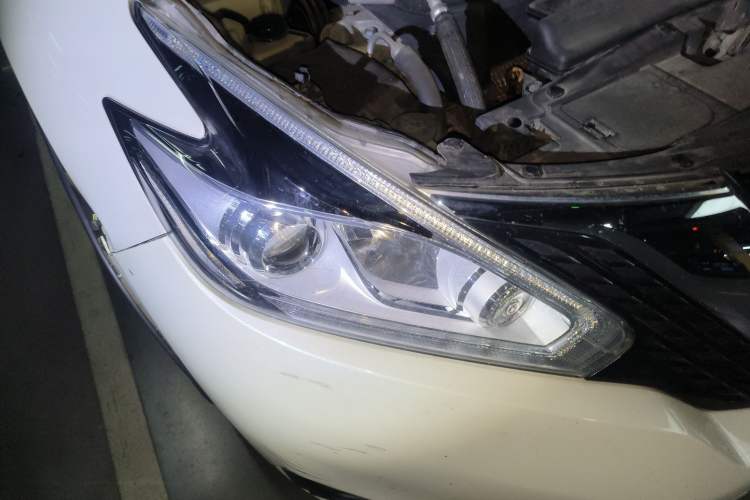 Used Nissan Murano 2015 2.5L XE Two-Wheel-Drive Elite Edition