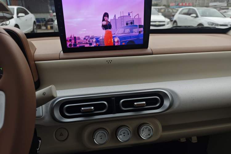 Used Wuling Hongguang MINIEV 2024 3rd Generation 215km Youth Edition
