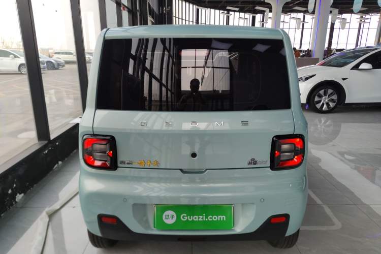 Used Geely Galaxy Panda 2024 Panda Mini 200km Endurance Bear