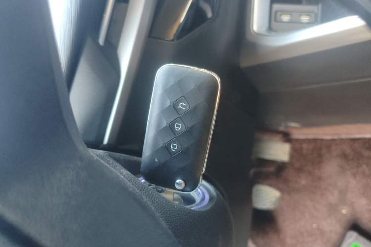 Used Wuling Jiachen 2022 1.5L Manual Comfort Edition
