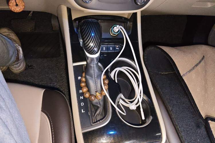 Used Buick Verano 2017 Sedan 15S Automatic Leading Model Gear Lever